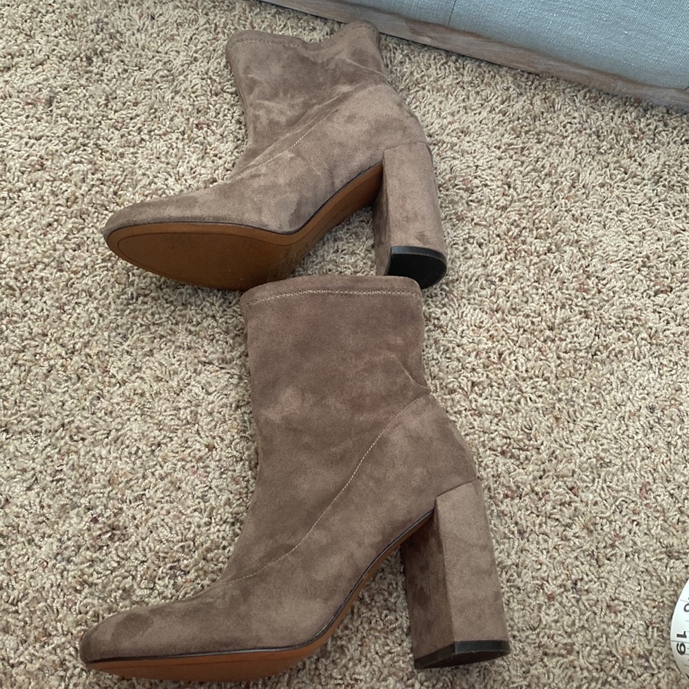 Worn Once Bcbg Generation Mocha Colored Soft Sued… - image 3